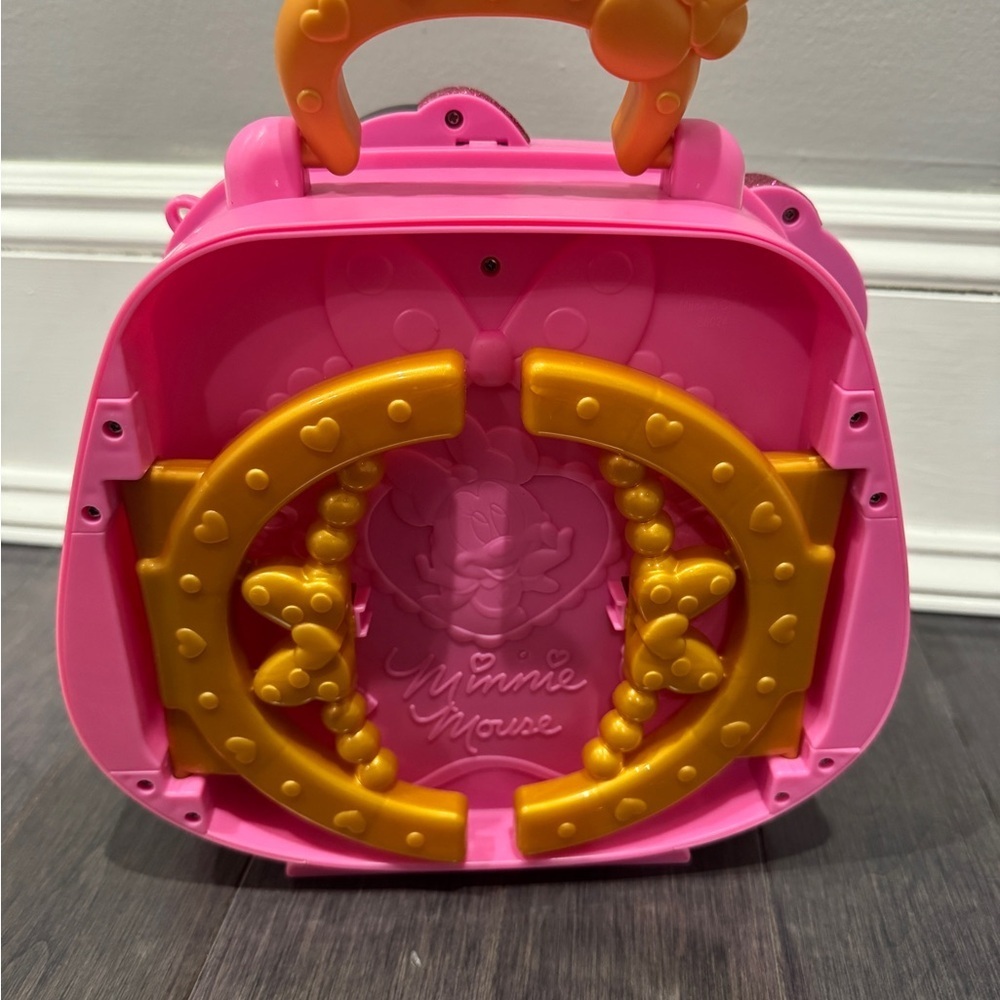 Disney Junior Minnie Mouse Get Glam Magic Makeup Table Pretend Play Vanity Girls - Picture 5 of 7